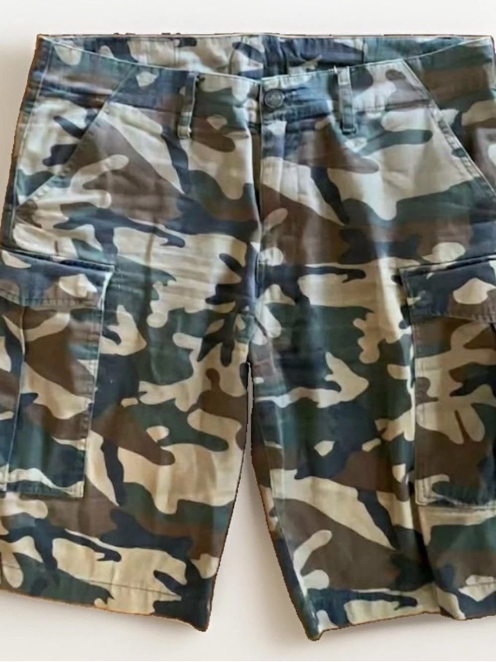 True Religion men’s Camouflage Cargo Shorts Multiple pockets gorpcore military